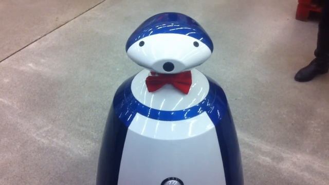 Робот в Ашане смотреть онлайн