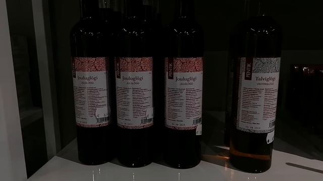 Один из самых популярных подарков на Новый Год 2023 в Финляндии : Marimekko, Pentik, ARABIA, Iittal смотреть онлайн