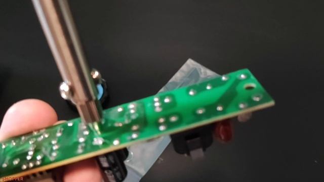 YIHUA 929D-V Tin Sucker Electric Desoldering Iron Solder Sucker Desoldering Pump смотреть онлайн