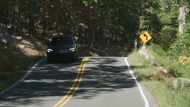 2021 Mercedes GLC vs 2021 Audi Q5 смотреть онлайн