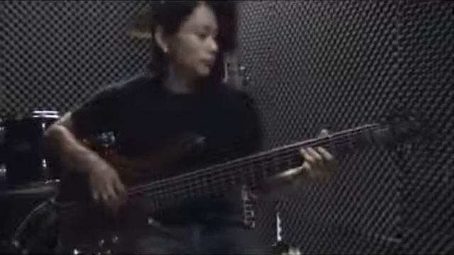 Bassist Mr.MIN (Angels And Demons - Angra) смотреть онлайн