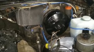 замена главного тормозного цилиндра УАЗ. прокачка тормозов в одного.