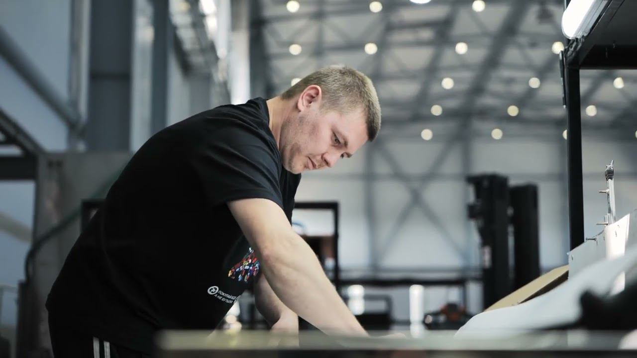 Компания Живая вода ищет новых сотрудников смотреть онлайн