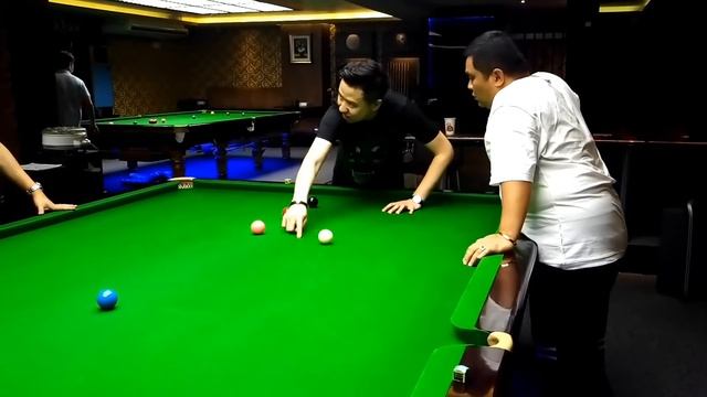 Snooker coaching at hi-end смотреть онлайн