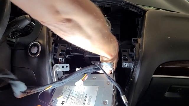 UNAVI Carplay installation in a 2019 Infiniti QX60 смотреть онлайн
