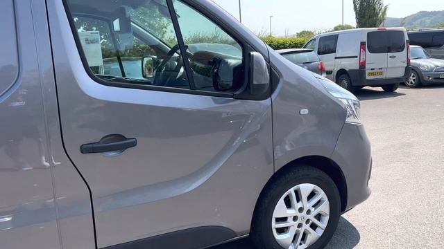Renault Trafic Sport Long wheel base 2020 смотреть онлайн
