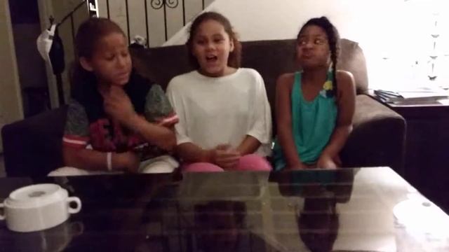 Good Food Vs Bad Food Challenge ft. The Redhead Twins смотреть онлайн