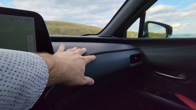 2023 Lexus UX Hybrid // A Comprehensive Review of The Most Affordable Lexus // Is It Worth $36,490? смотреть онлайн