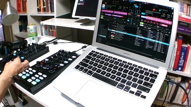 Le plaisir de la mix 27 #HardTechno mix with NI #TRAKTOR Pro 3, KONTROL Z1 & X1 Mk2 BPM 135 смотреть онлайн