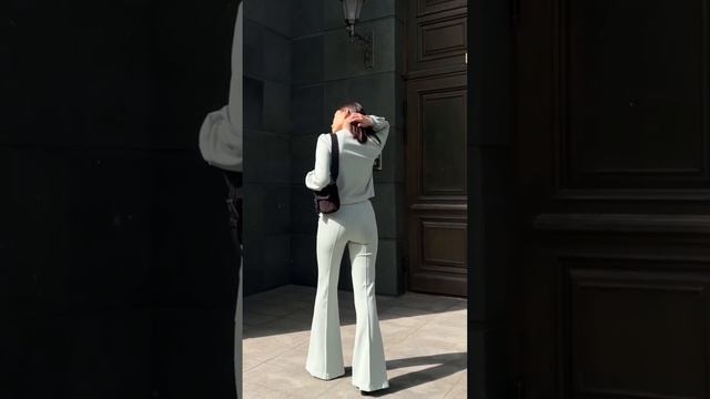 Рекламный ролик для магазина женской одежды в Липецке #ролик #магазинодежды #женскаяодежда смотреть онлайн