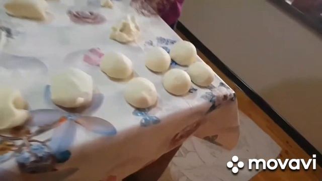 БЕЛЯШИ, И ПИРАЖКИ, МОЛОКЕ, ОЧЕН ВКУСНО смотреть онлайн
