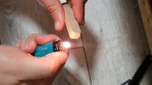 Устранить скол на ламинате