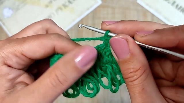 Вязание крючком для начинающих Урок 50 Вытянутые петли 2 способ смотреть онлайн