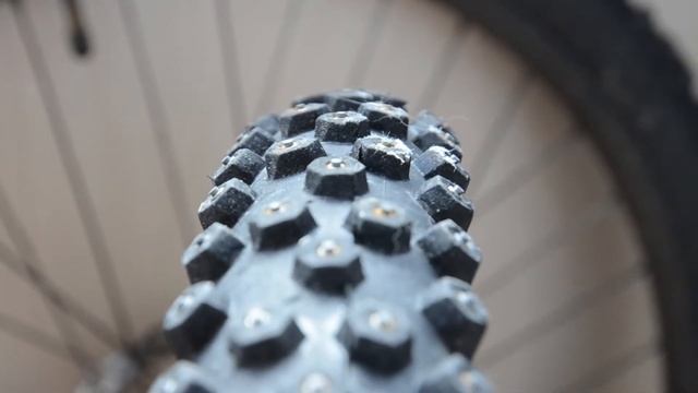 После зимы. Втулки Novatec с Aliexpress на промах D041SB, D042SB и Шиповка Schwalbe Ice Spiker Pro смотреть онлайн