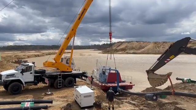 Земснаряд СпецГидроМех илпекс 800.40 дизельный спуск на воду смотреть онлайн