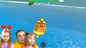 БЕЗУМНЫЕ ПРЯТКИ от АКУЛЫ в РОБЛОКС! SharkBite ROBLOX Меня СЪЕЛА АКУЛА Папа СПАСАЕТ ДОЧКУ для детей