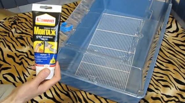 Как приклеить поилку Ferplast к Ferplast Duna