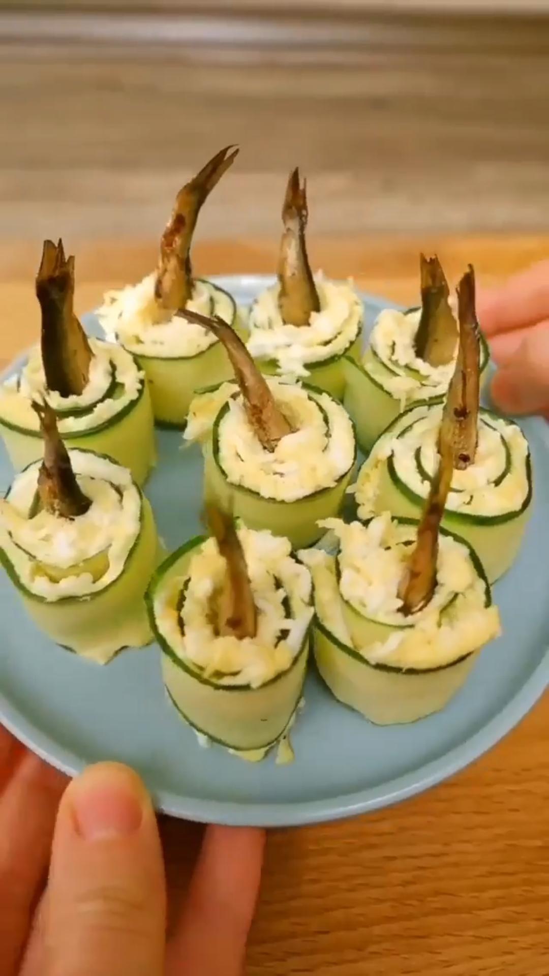 Шпроты рецепт. Вкусная закуска. Еще больше рецептов в нашем ТГ канале - ссылка в шапке профиля☝️