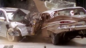 НОВОЕ АВТО VS СТАРОЕ АВТО КРАШ ТЕСТ