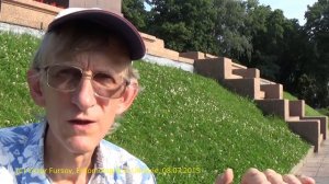 Шмели и Шмелиные Гнезда в Центре Киева, Парк Тараса Шевченко  Kiev, Ukraine