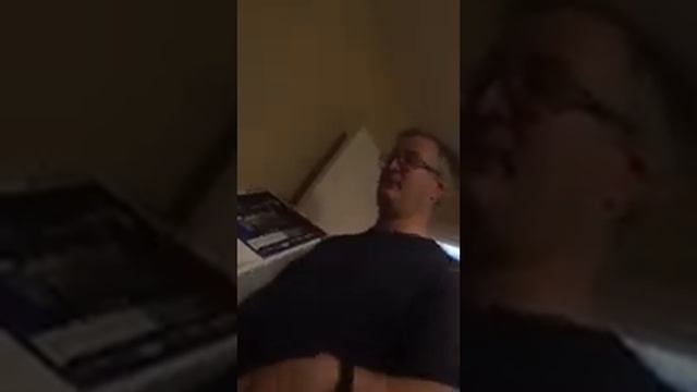 Dana gives Robin a Sony NX-100 camcorder as a Christmas gift! смотреть онлайн