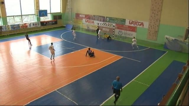 Академия Связи — Берсеркер МО Сертолово.mp4 смотреть онлайн
