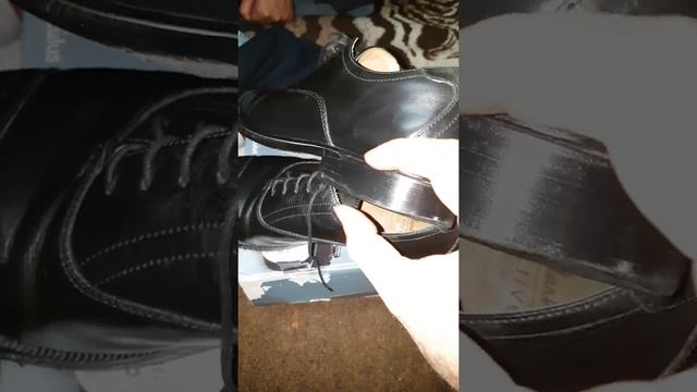 Clarks Shoes 2017 Watch Before You Buy, Never Buy It смотреть онлайн