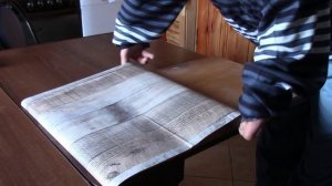 Как обновить старый  кухонный гарнитур  самоклеющейся плёнкой!