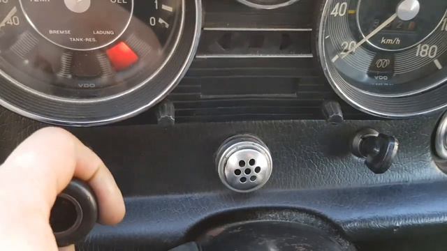 Mercedes W 115 Diesel 1972 / Sound Engine