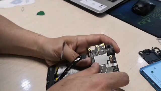 Замена Разема Зарядки Xiaomi Redmi A7, Как Поменять Гнездо на Redmi A7 смотреть онлайн