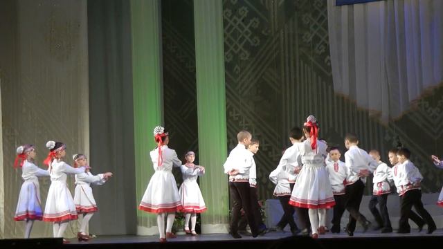 "ТОПОТУШЕЧКА". ТАНЕЦ СЕРНУРСКИХ МАРИ. смотреть онлайн