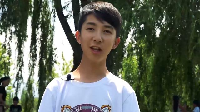 Гольф-клуб в Бишкеке! Обзор от TEENAGER TV смотреть онлайн