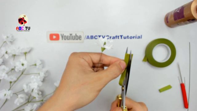 ABC TV | How To Make Tissue Paper Flower (Slowly) - Craft Tutorial