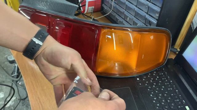 Сравнение OPTIMA led ламп p21/5w 50w и Philips галогена смотреть онлайн