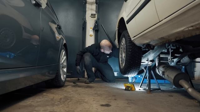 Nytt avgassystem & öppet luftfilter | Volvo 940 Turbo смотреть онлайн