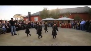 первая свадьба мужа Петимат Еснакаевы.