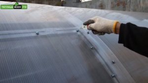 Установка дополнительной форточки и автомата для проветривания в теплицу