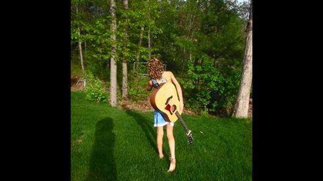 Sydney Singing "Come Along With Me" Original Song смотреть онлайн