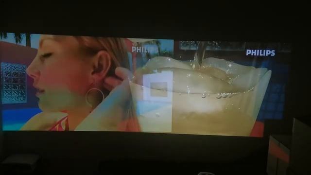 Comparison video light off between 480P Pocket DLP Projector P8I and 720P Mini LCD projector BBC4 смотреть онлайн