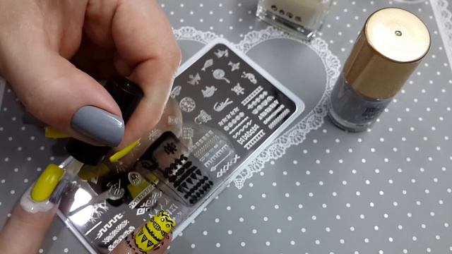 Стемпинг маникюр новинками UPRETTEGO 