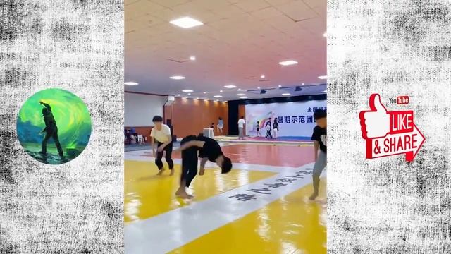 КАК ЗАЩИТИТЬ СЕБЯ ПРИ НАПАДЕНИИ !? смотреть онлайн