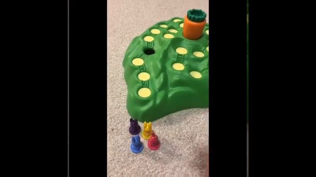 Детская настольная игра Lotti Karotti / Children's board game Lotti Karotti смотреть онлайн