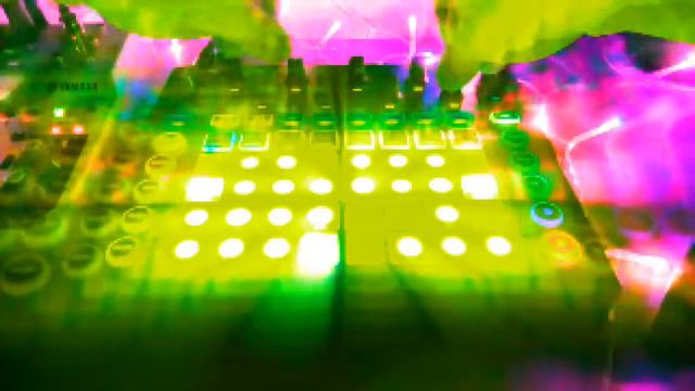 Deep Dive / The Corona Diaries / Ambient Electronic / Novation Circuit смотреть онлайн