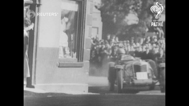 UK: MOTOR RACING : Freddie Dixon wins TT Thrill-a-minute motor race in Ulster (1935) смотреть онлайн