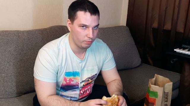 ПОЕСТЬ ЗА 50 РУБЛЕЙ: Макдональдс, Бургер Кинг, KFC и Теремок смотреть онлайн