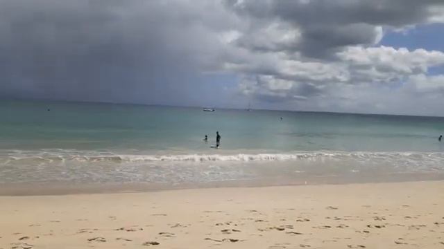 Обзор пляжа Beau Vallon (Сейшелы, о. Маэ)