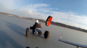 Power kite ice buggy. Кайт багги. Зимний кайтинг.