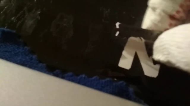 Как удалить наклейку с заднего стекла автомобиля? смотреть онлайн