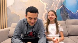 Що в ТЕЛЕФОНІ у Насті ВІДЕО в Likee My little Nastya