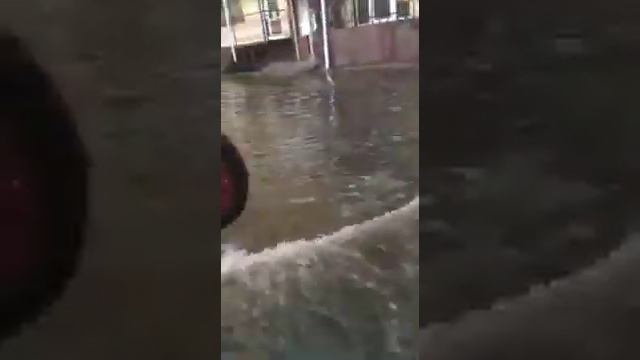 Житомир без Начальства: город утопает в воде без ливневок. Как мэр Сухомлин топит город смотреть онлайн